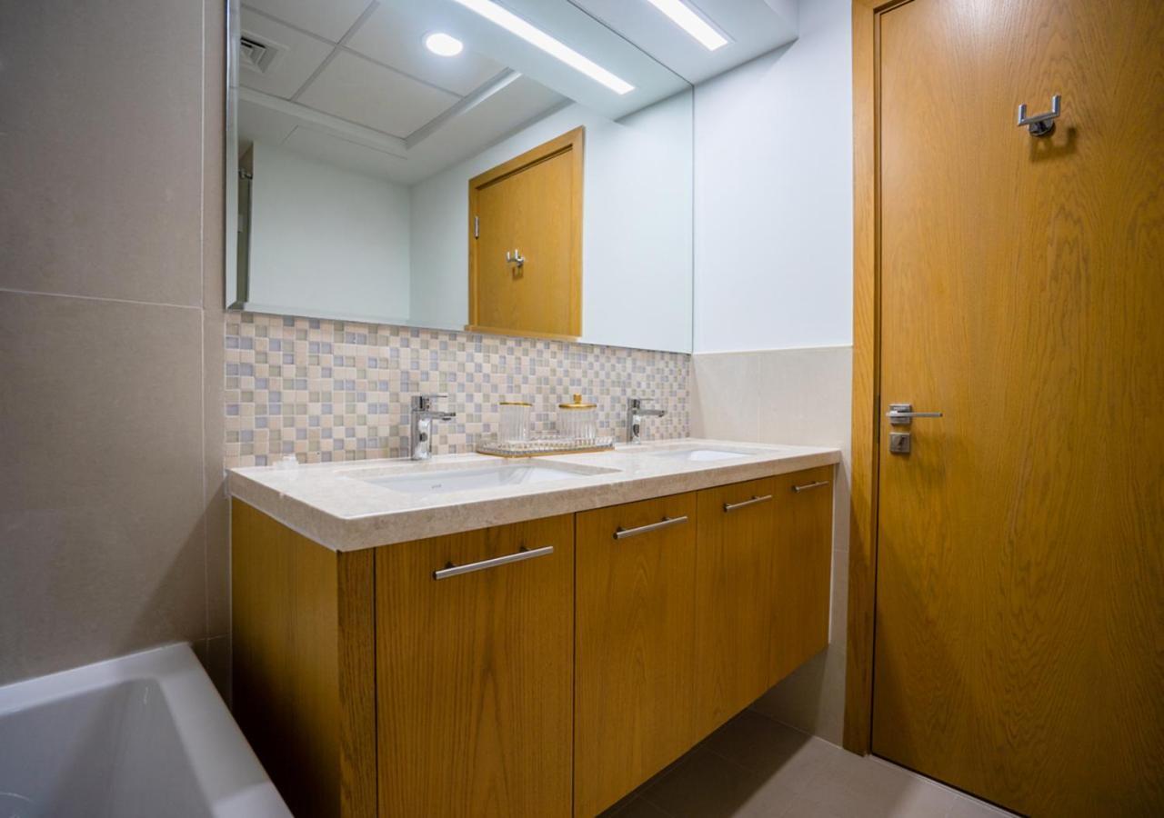 Nasma Luxury - Bellevue Tower 1 *