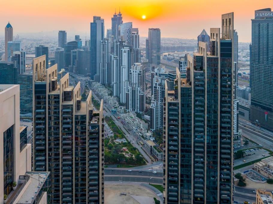 First Class Penthouse With Full Burj Khalifa And Fountain View Dubai