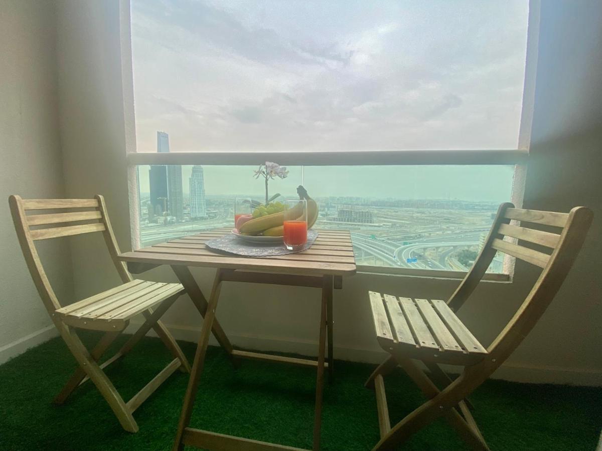 Manchester Regency - 2br In Marina Apartment