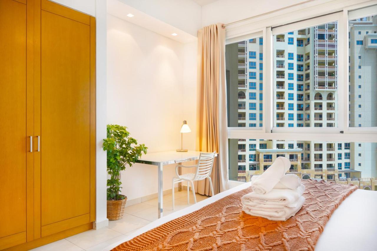 Daire Maison Privee - Modern And Airy 2br In Palm Jumeirah Dubai