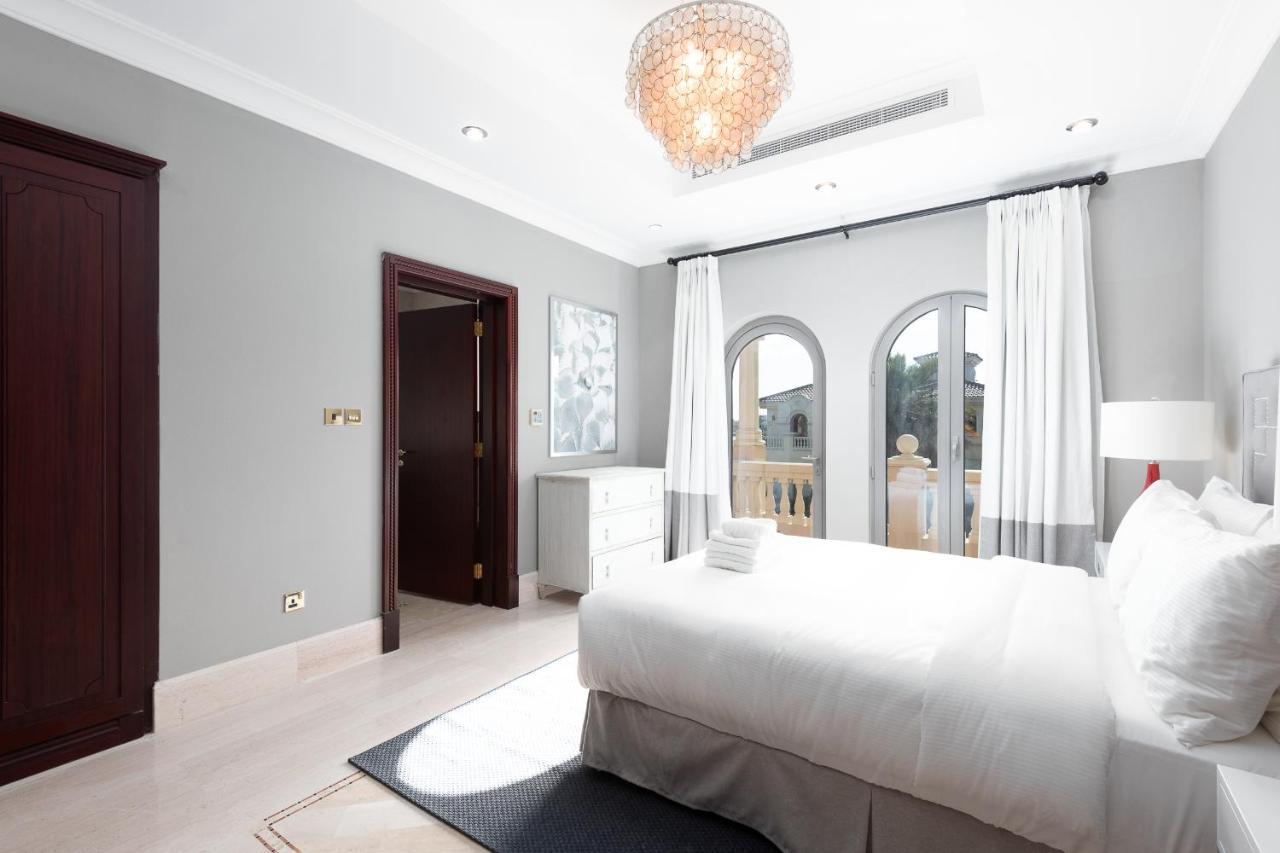 Maison Privee - Palm Jumeirah Front Xl With Private Pool