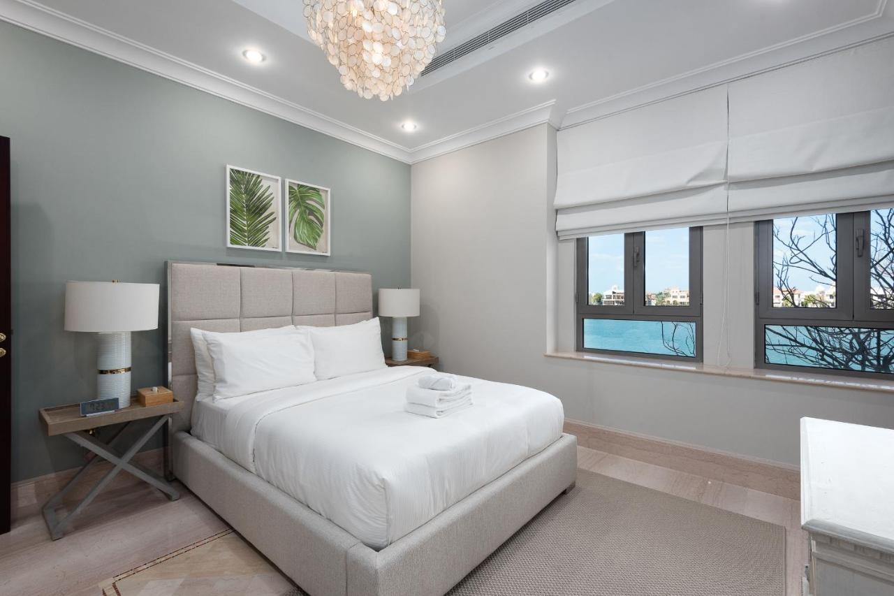 Villa Maison Privee - Palm Jumeirah Front Xl With Private Pool *