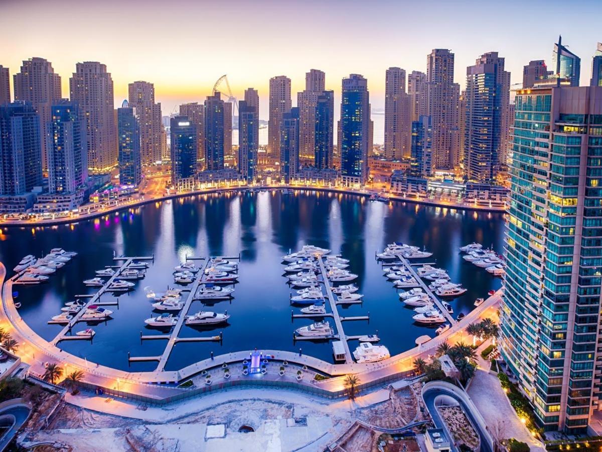 Apartment Manchester Regency - 2br In Marina