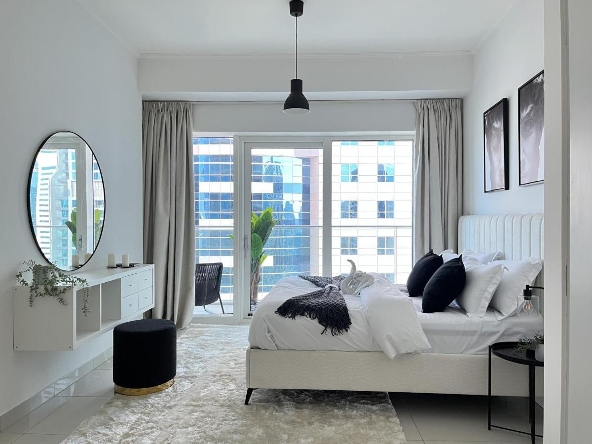 Trophy - Sparkling W Palm View With Direct Access To Marina Walk Daire