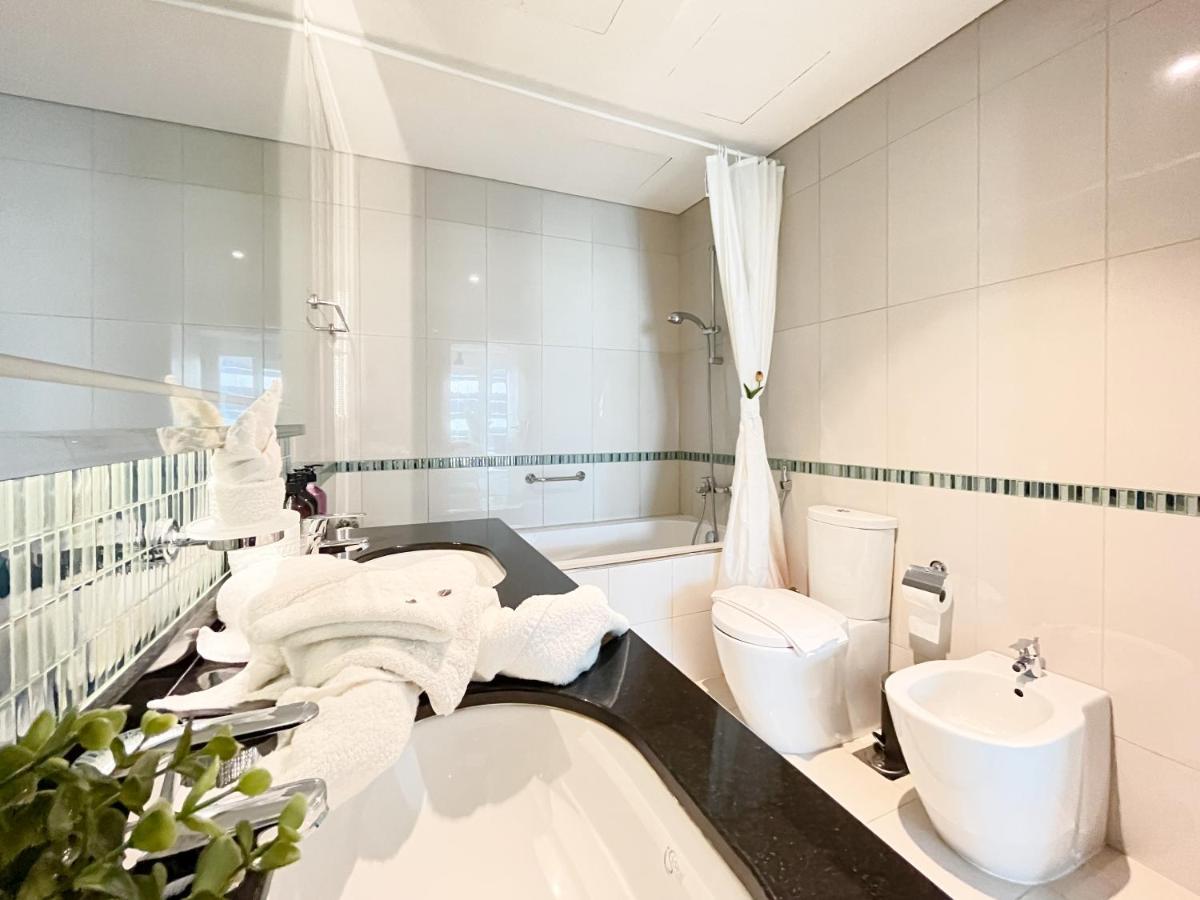 Daire Trophy - Sparkling W Palm View With Direct Access To Marina Walk Dubai