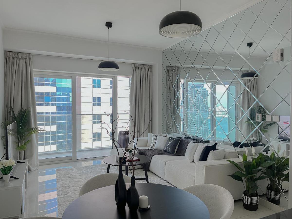 Daire Trophy - Sparkling W Palm View With Direct Access To Marina Walk *