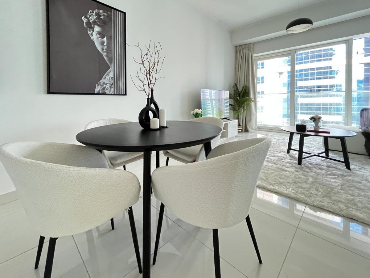 Daire Trophy - Sparkling W Palm View With Direct Access To Marina Walk *