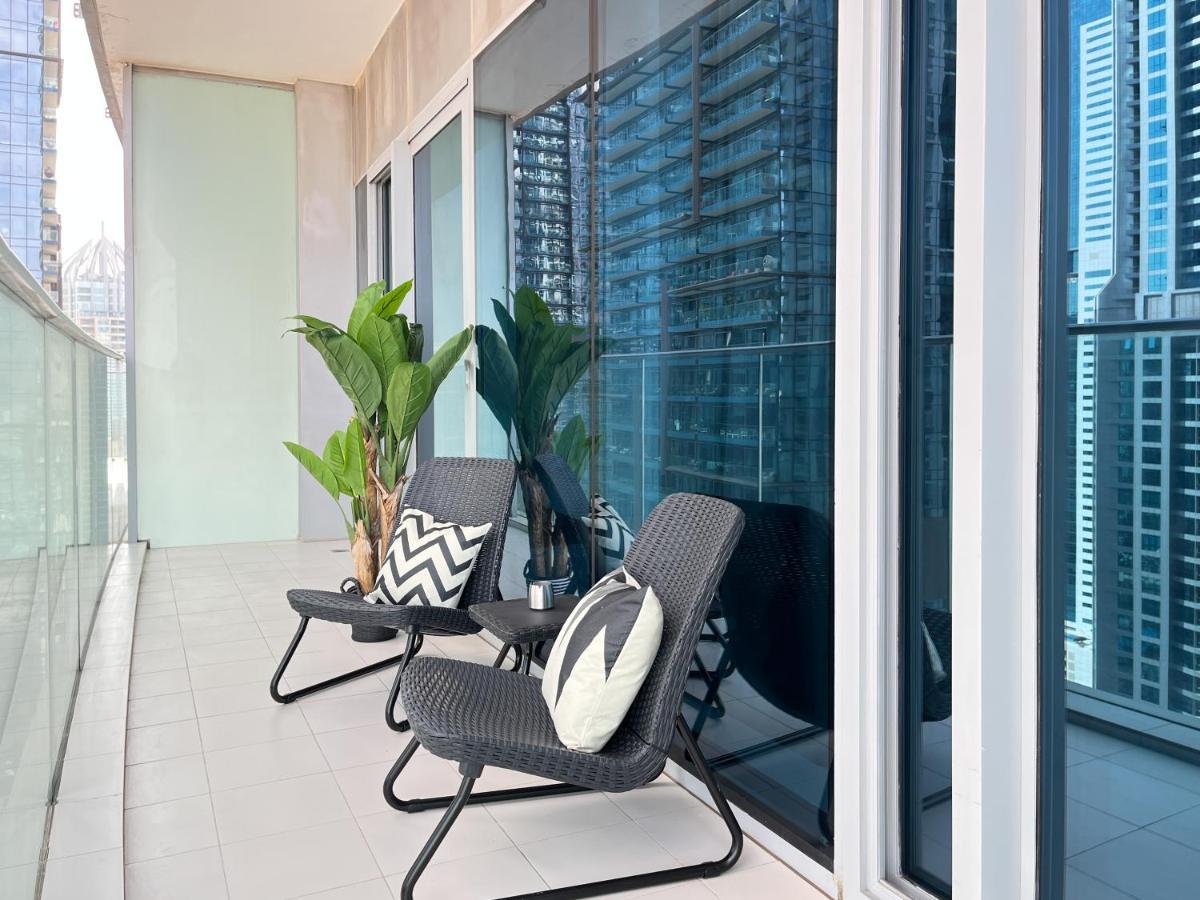 Trophy - Sparkling W Palm View With Direct Access To Marina Walk Daire