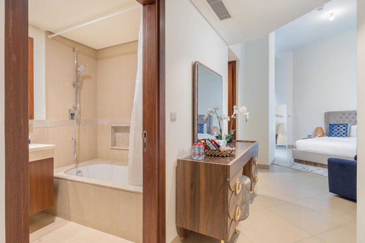 Trinity Holiday Homes - Burj Vista Downtown Apartamento Dubai