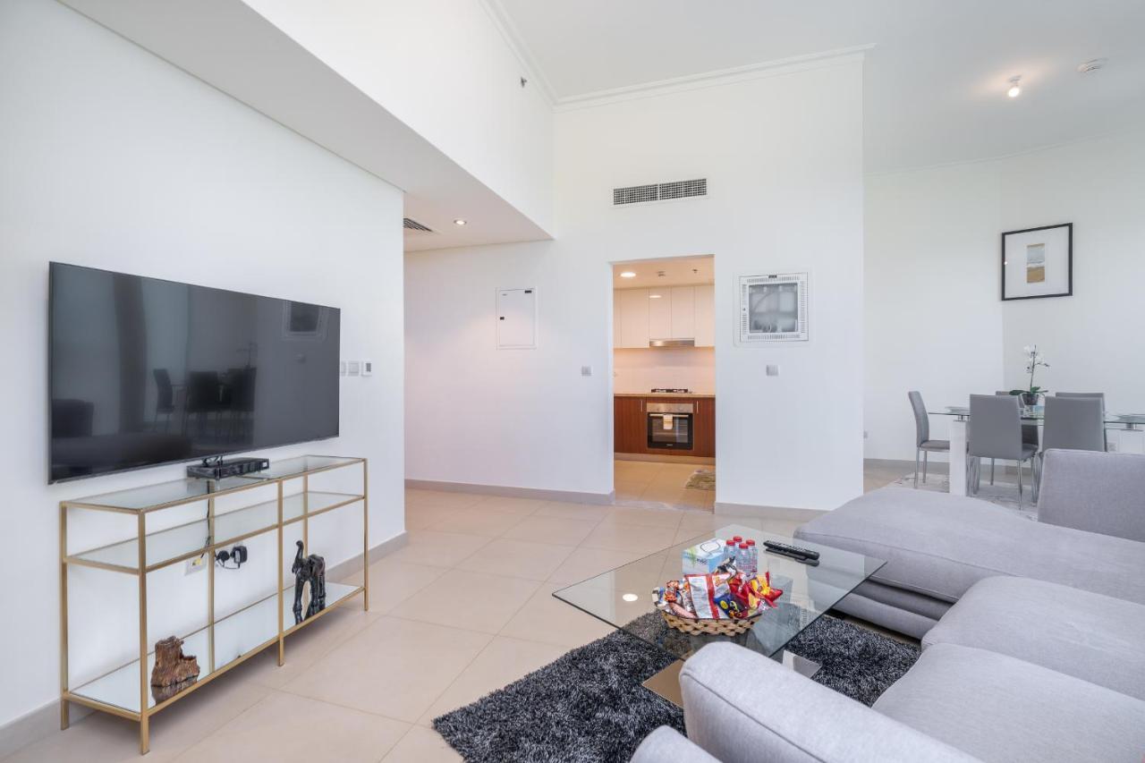 Trinity Holiday Homes - Burj Vista Downtown *
