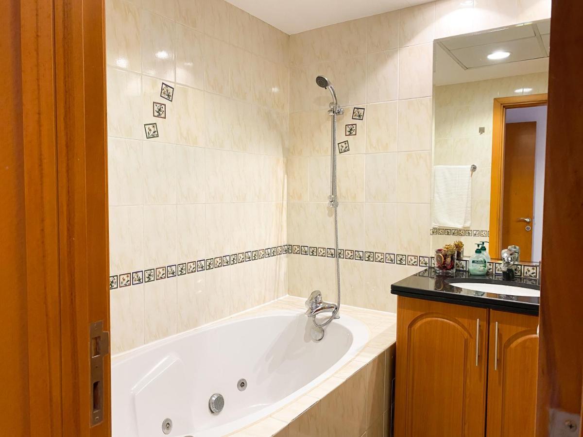 La Buena Vida Homes - Exquisite Spacious Luxe 1br , Full Marina View, Kitchen, 5 Min To Beach, Jbr And Marina Daire