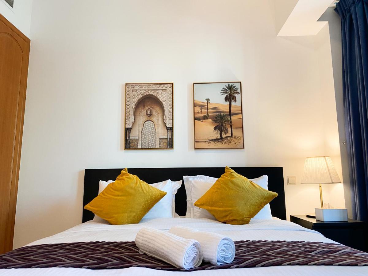 La Buena Vida Homes - Exquisite Spacious Luxe 1br , Full Marina View, Kitchen, 5 Min To Beach, Jbr And Marina Daire Dubai