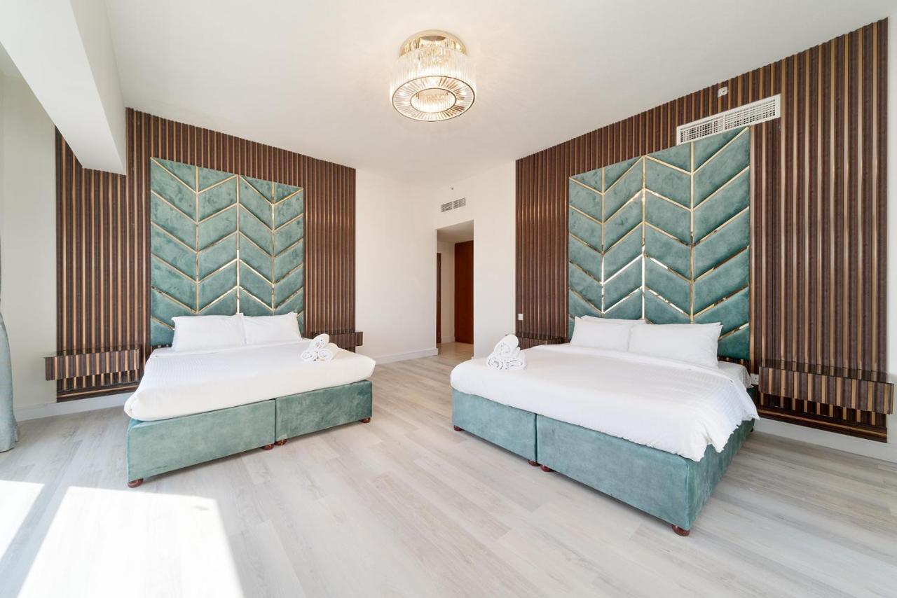 Spacious 7-bedroom Serviced On Jbr Walk * Dubai