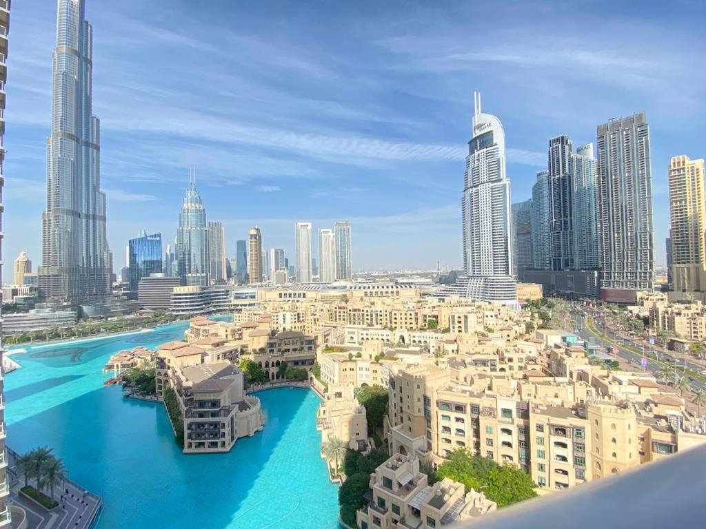 Apartment Durrani Homes - The Residences 5br Besides Mall With Burjkhalifa And Fountain View Dubai