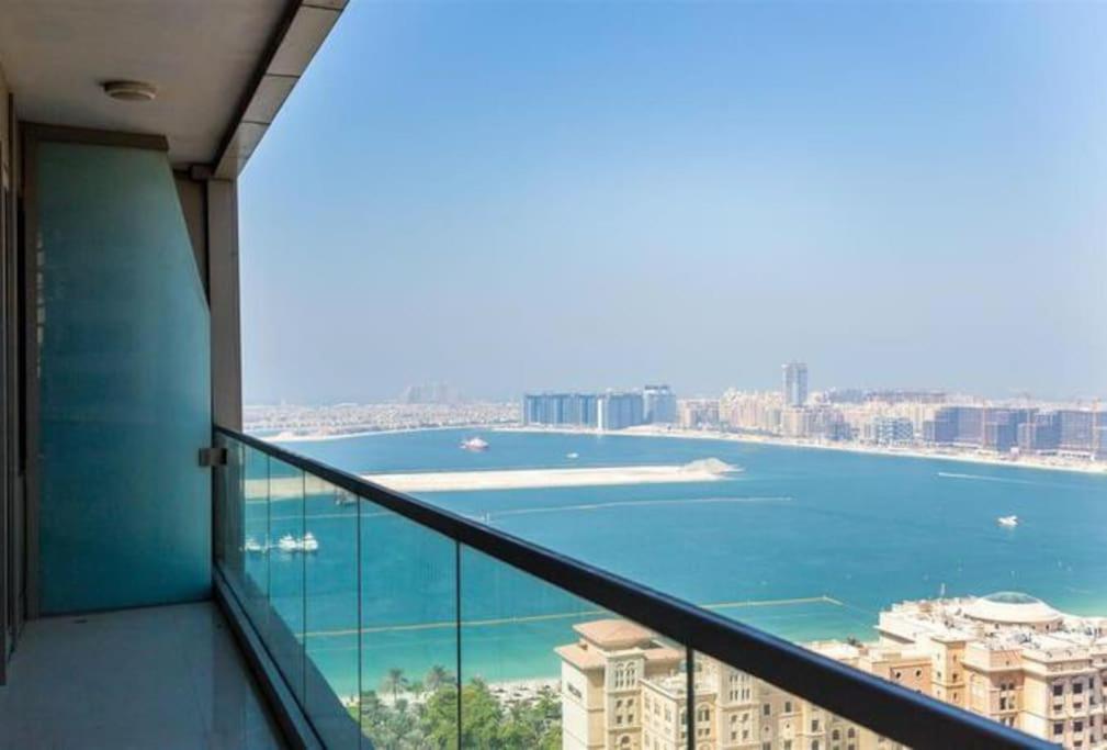 1 Bed With Sea View, Pool, Gym & Free Parking In Marina Apartment Dubai