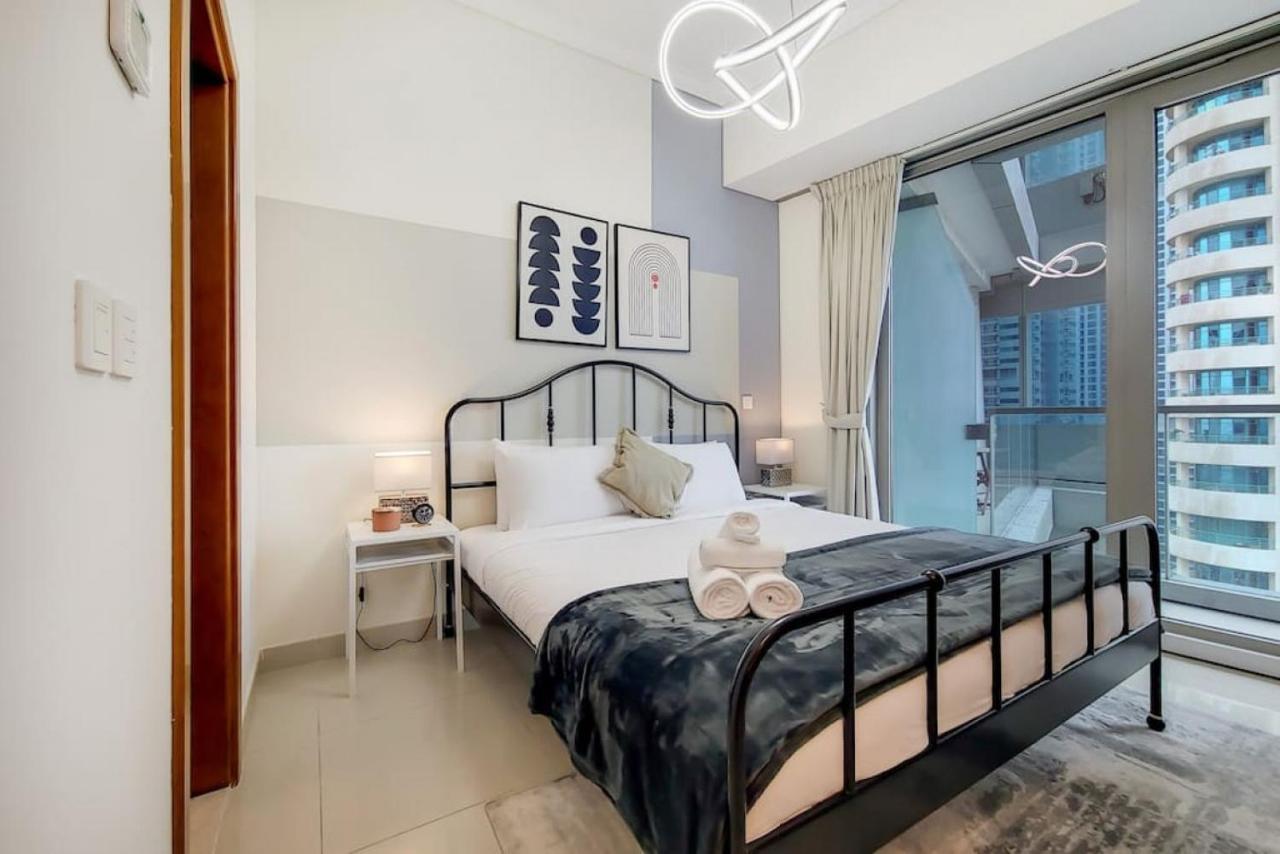 Apartment Ocean Heights, Marina - Two Bedroom Dubai