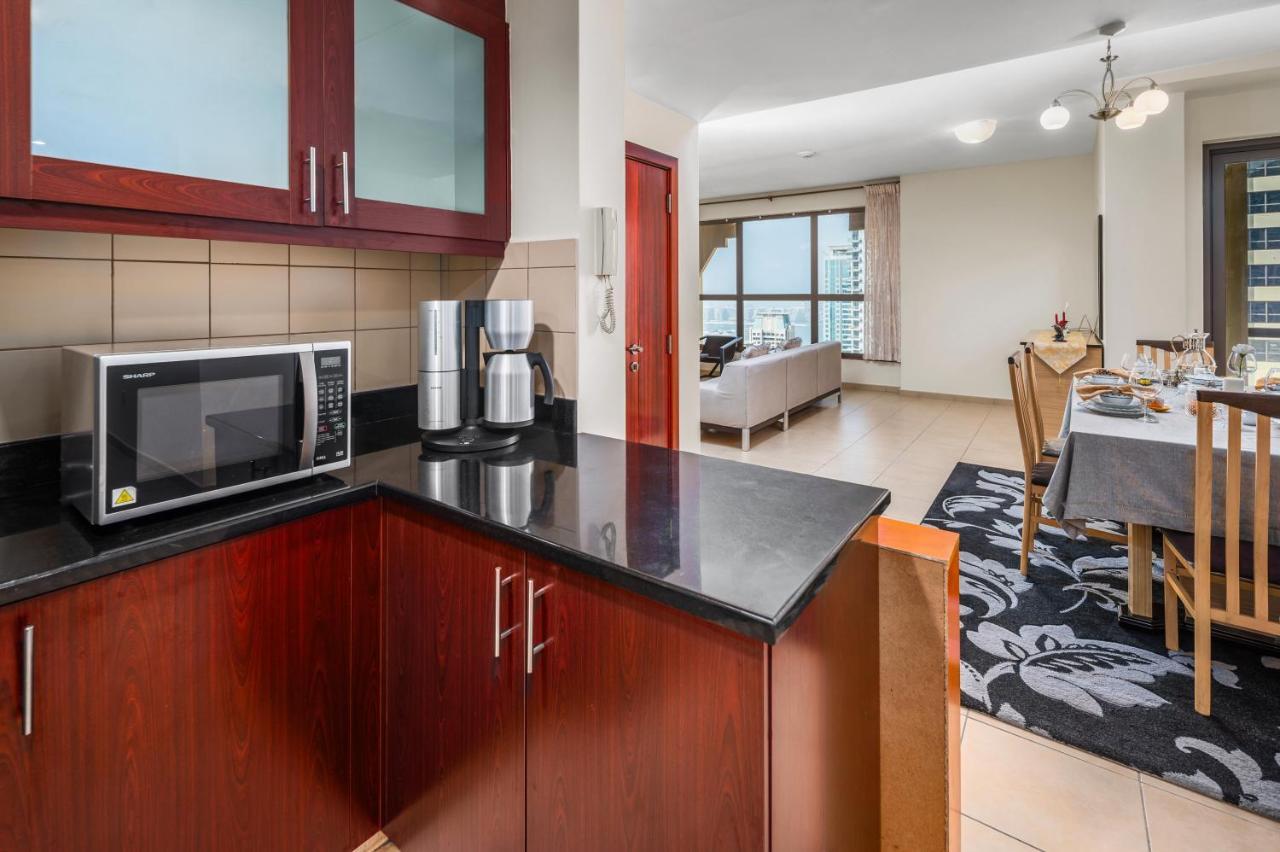 Lovely 2-bed In Jbr - 5 Mins From - Palm View! Dubai