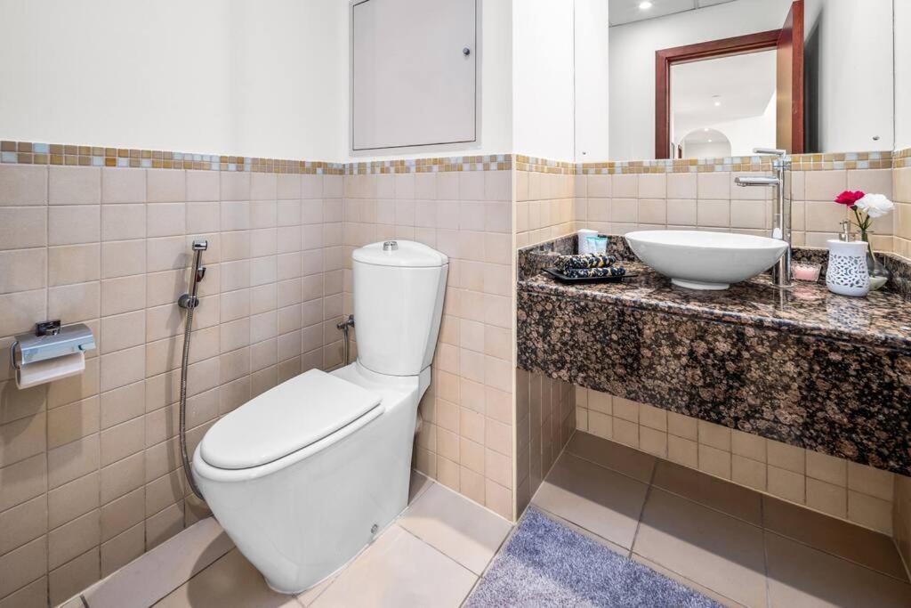 Spacious 4-bed In Jbr Rimal With Access To Beach! Apartment Dubai