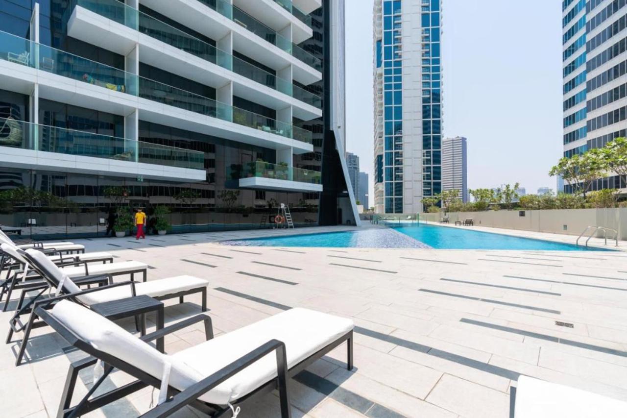 Luxfolio Retreats - Luxury Studio Apartment Dubai