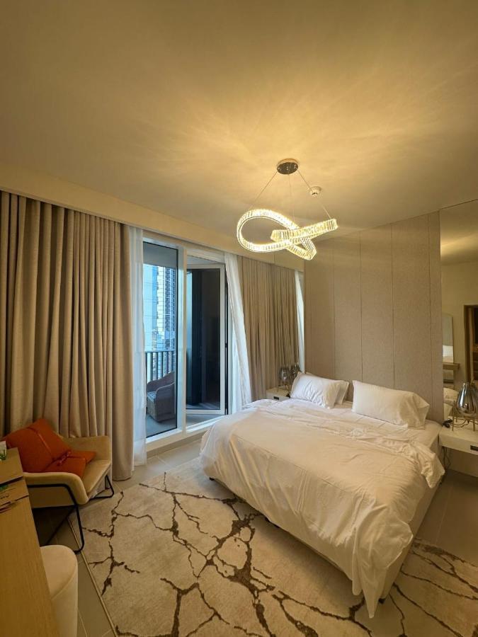 Luxury - Harbour Tower Gate 1