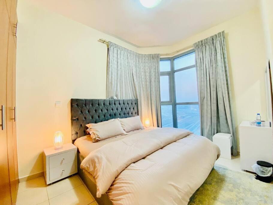 Marina 1 Bedroom Hall With Beautiful View * Dubai