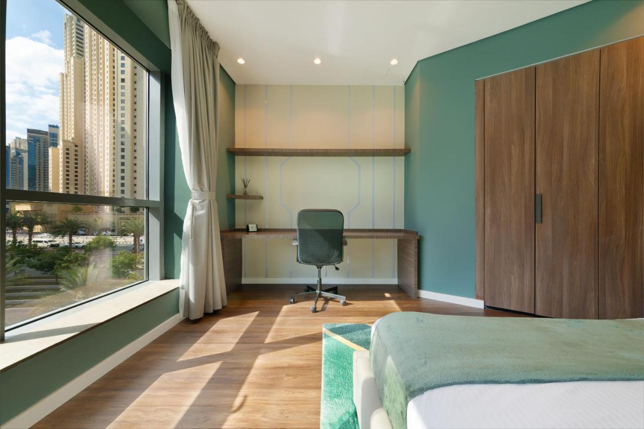 Maison Privee - Stunning 3-floor With Kids & Rooftop Terrace Over Marina *