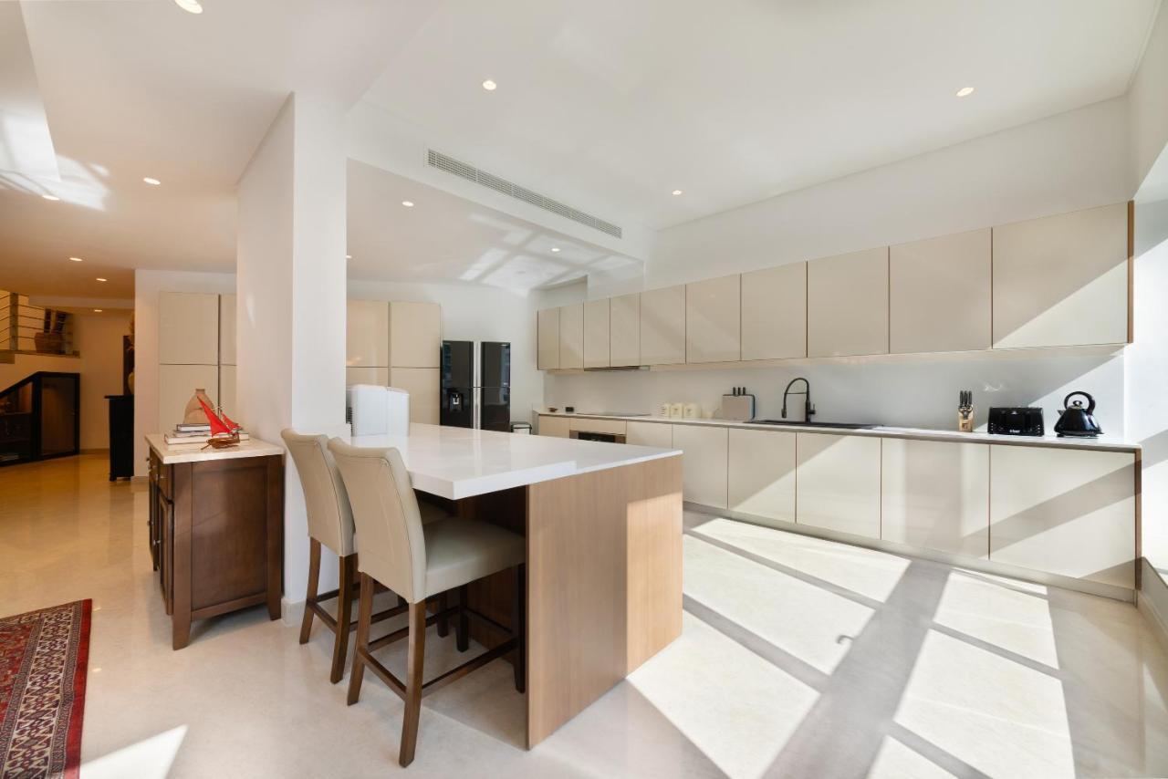 Maison Privee - Stunning 3-floor With Kids & Rooftop Terrace Over Marina Villa