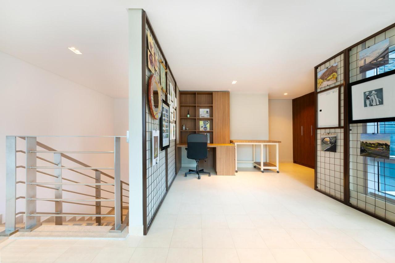 Maison Privee - Stunning 3-floor With Kids & Rooftop Terrace Over Marina Villa Dubai