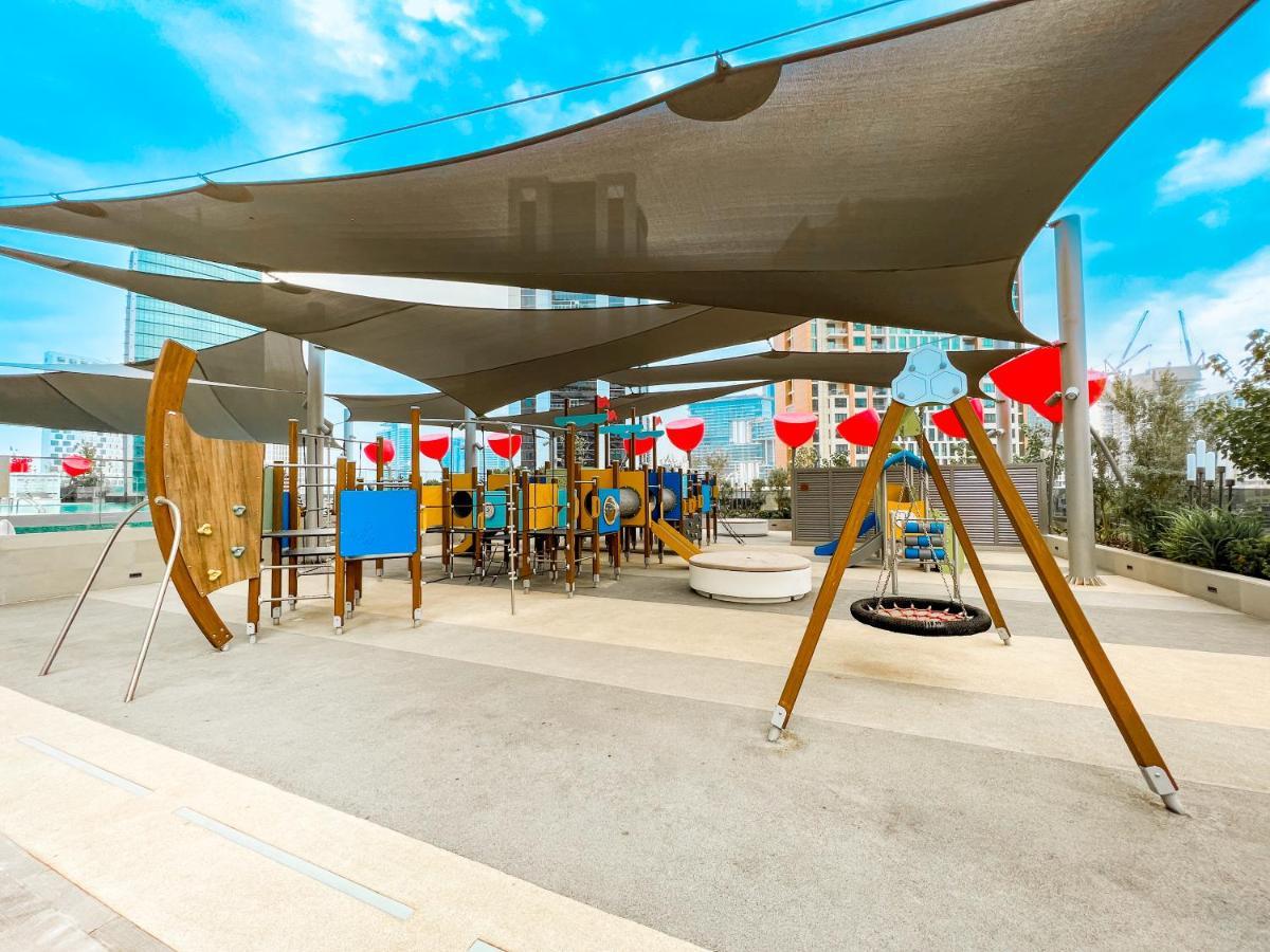 Fam Living - Mag318 - Business Bay * Dubai