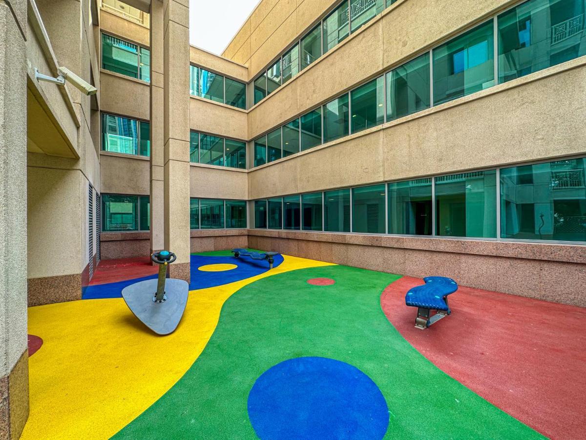 Higuests - Snug Studio With Balcony In The Heart Of Downtown Daire *