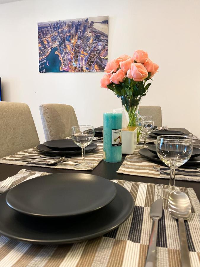 Daire La Buena Vida Homes - Exquisite Spacious Luxe 1br , Full Marina View, Kitchen, 5 Min To Beach, Jbr And Marina *