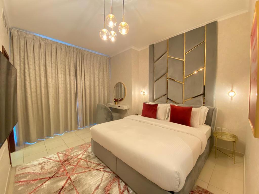 Durrani Homes - The Residences 5br Besides Mall With Burjkhalifa And Fountain View *