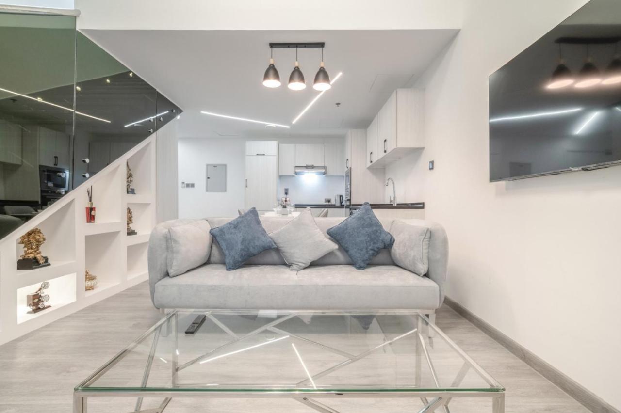 Boutique Luxury Living Near Palm Jumeirah Apartment Dubai