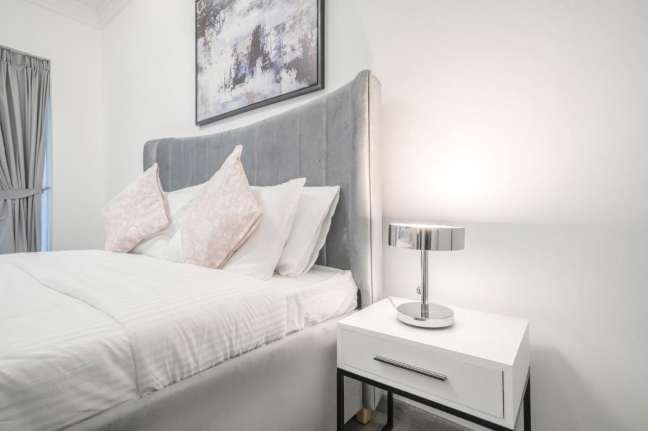 Boutique Luxury Living Near Palm Jumeirah Dubai