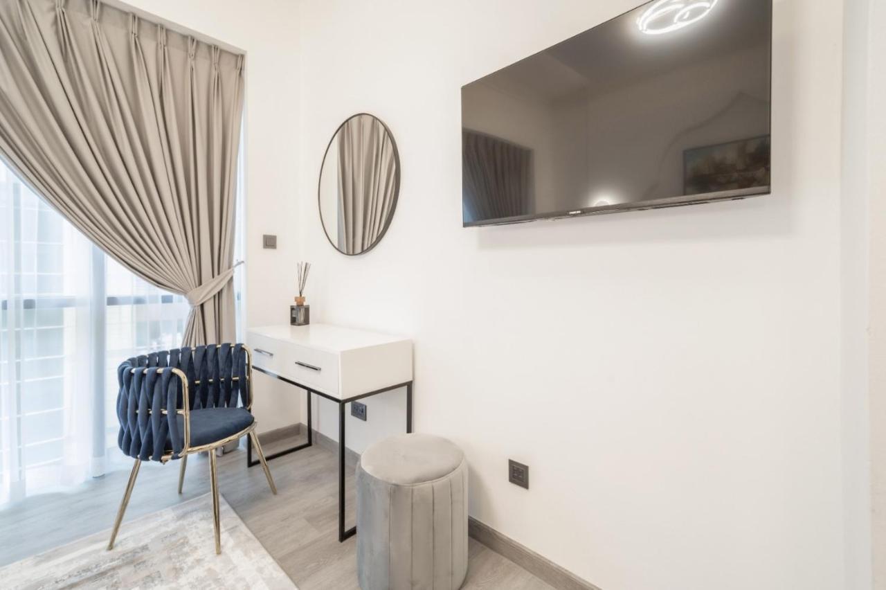 Boutique Luxury Living Near Palm Jumeirah * Dubai