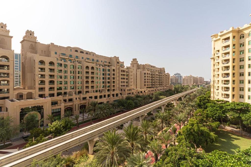 Daire Spacious 3 Bed - Palm Jumeirah *