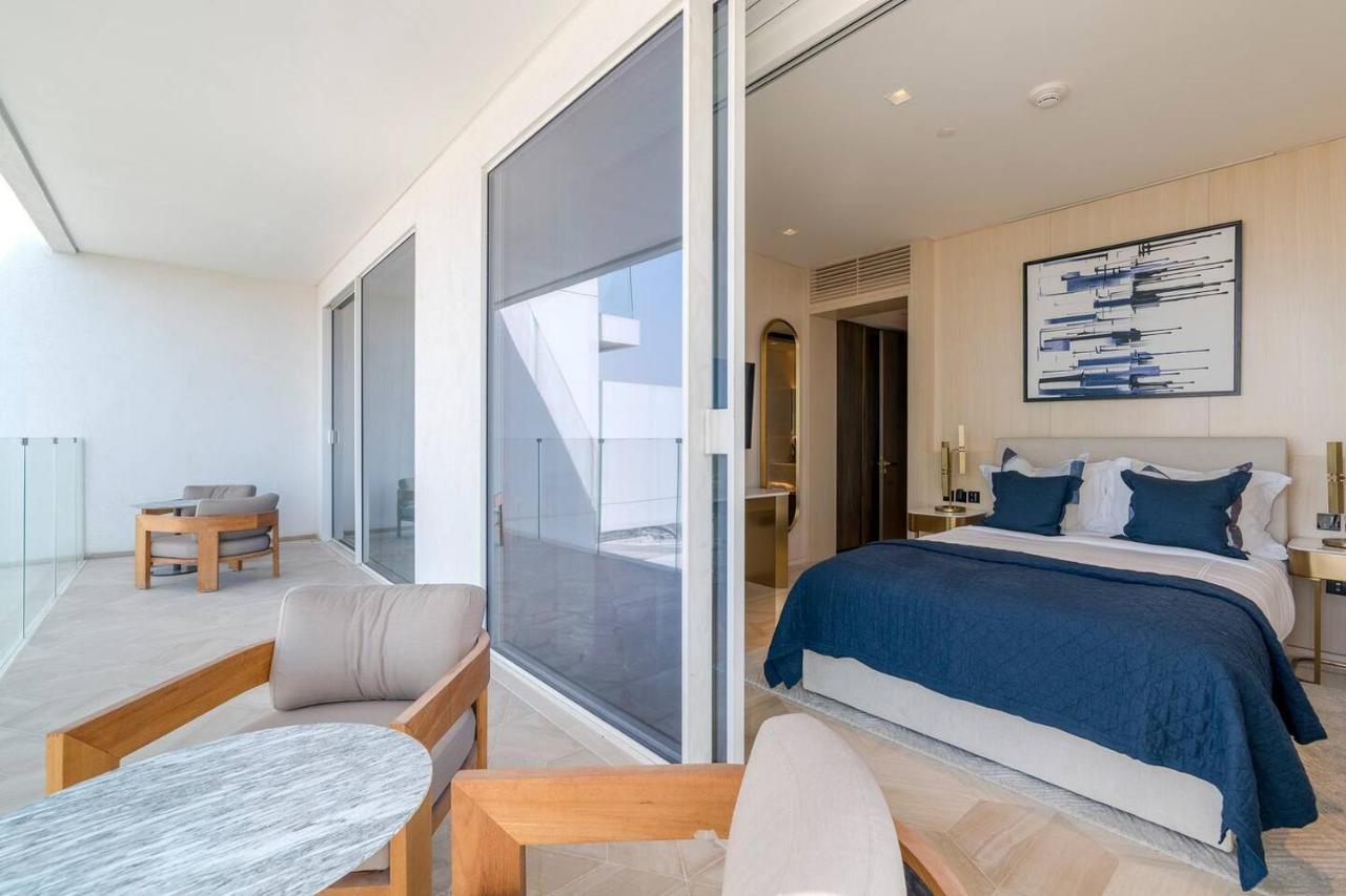 Five Palm Jumeirah Apartment *