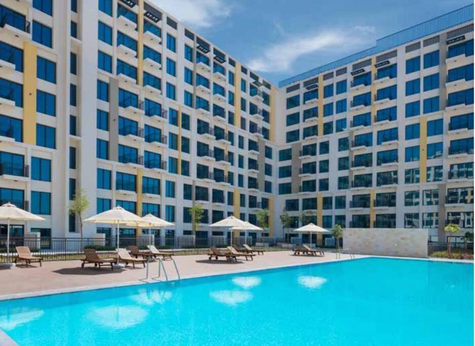 Lovely In With Many Amenities