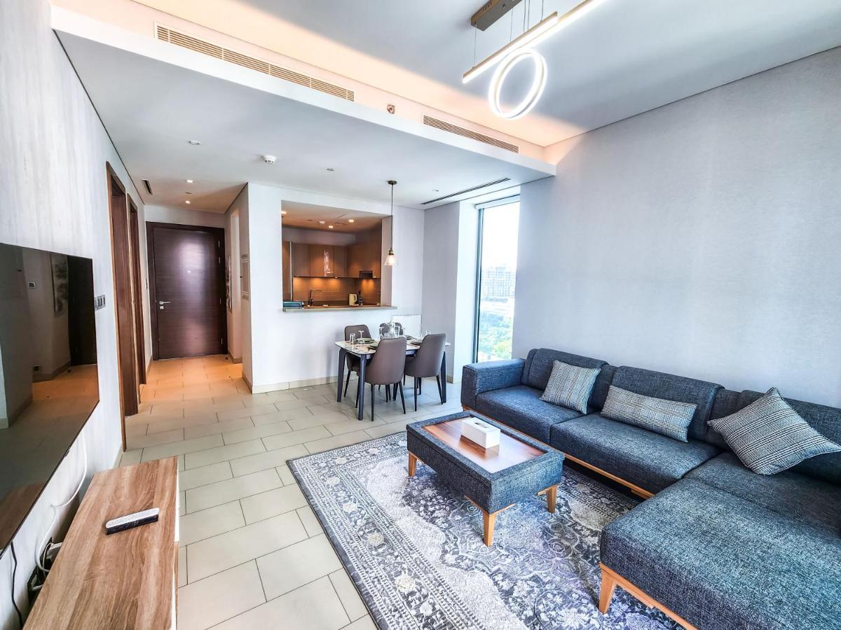 By Latinem Luxury 1br Holiday G6524 Near Burj Khalifa * Dubai