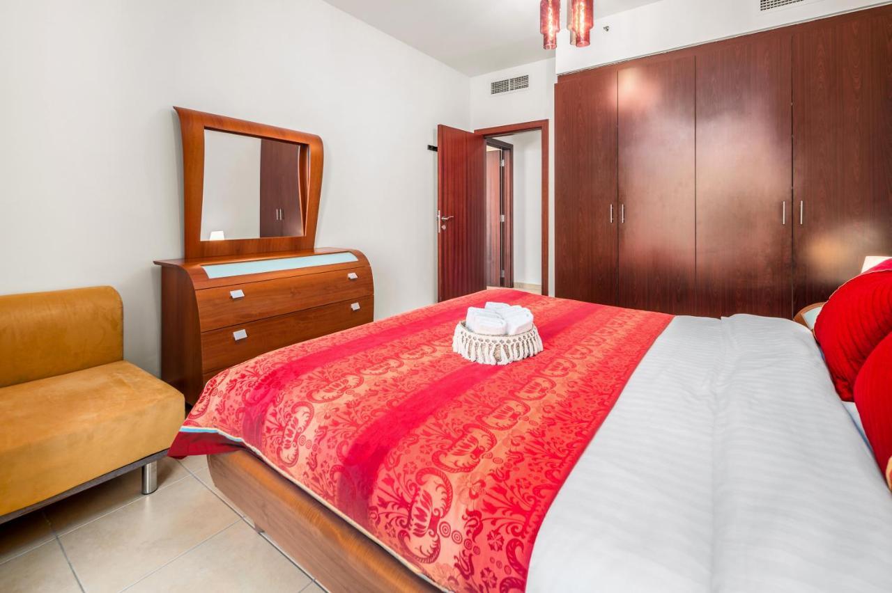 Lovely 2-bed In Jbr - 5 Mins From - Palm View! Apartment