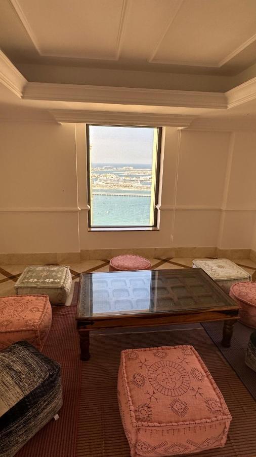 Neyar Beach Vibes - The Penthouse *