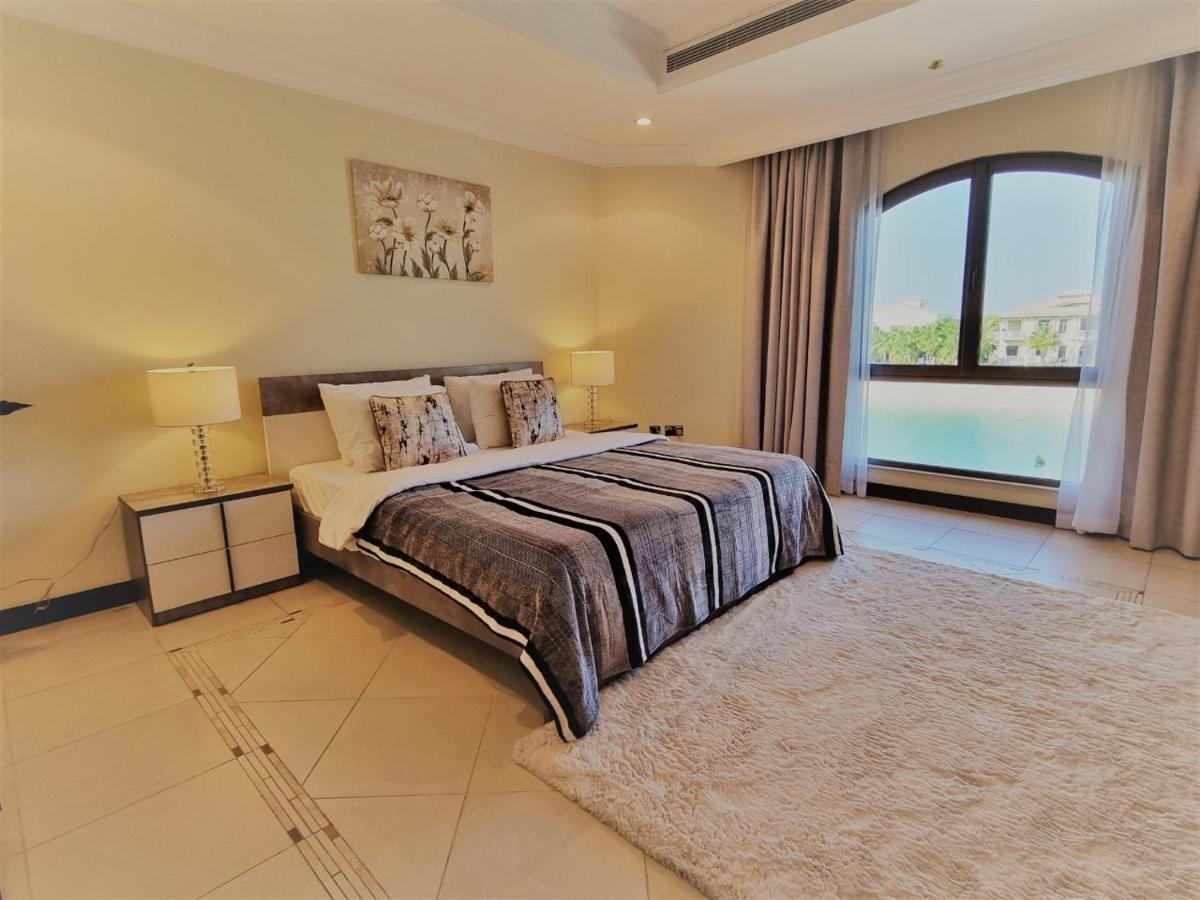 Palm Jumeirah Stunning 4bhk Villa *