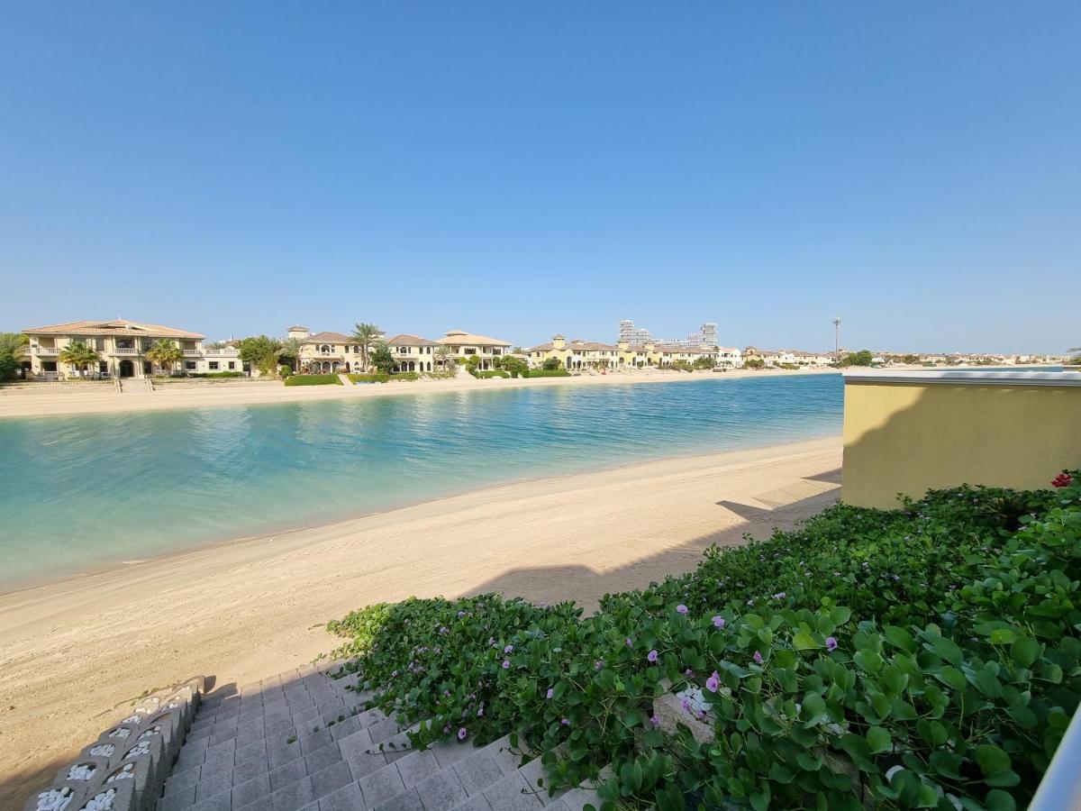 Palm Jumeirah Stunning 4bhk Villa