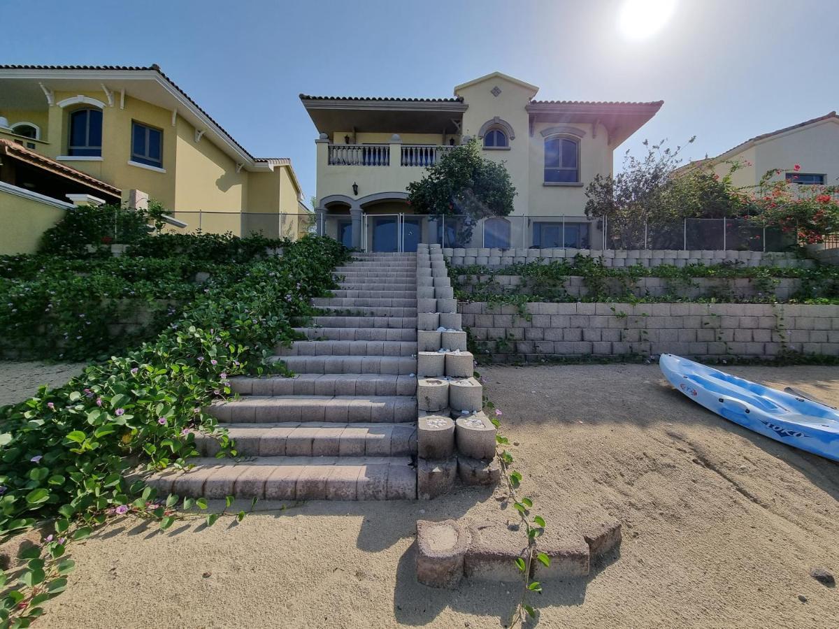 Villa Palm Jumeirah Stunning 4bhk
