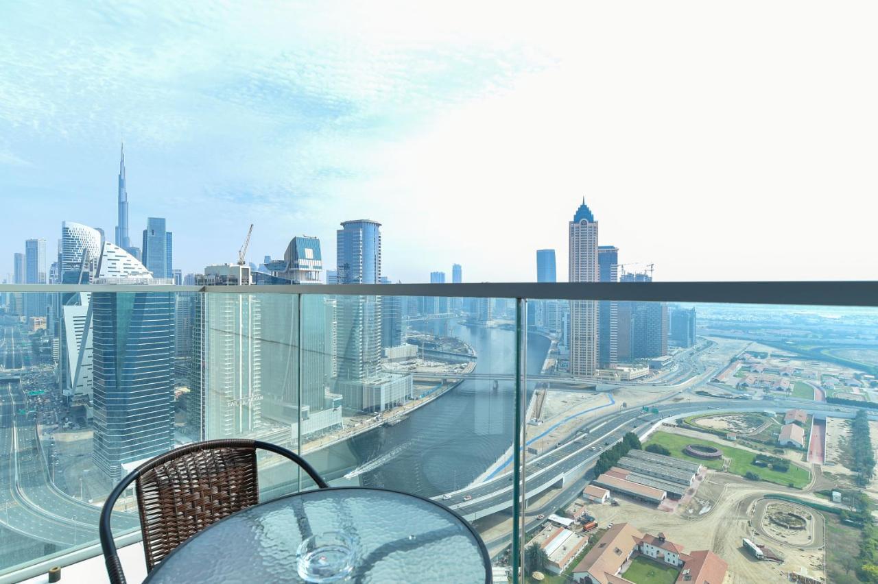Apartamento Luxury Escapes - View Of Canal & Burj Khalifa 1br Large Premium - Amna Tower *