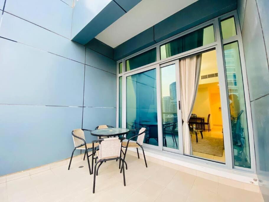 Marina 1 Bedroom Hall With Beautiful View *