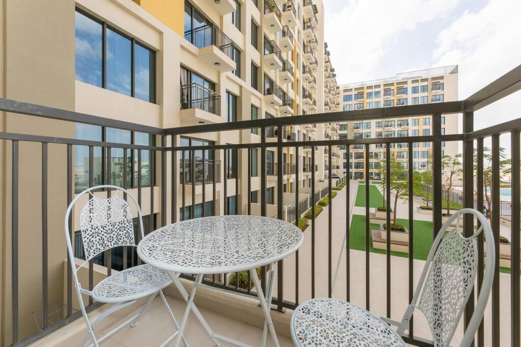 Apartment Brand New 1br With A Pool, Gym & Games Area