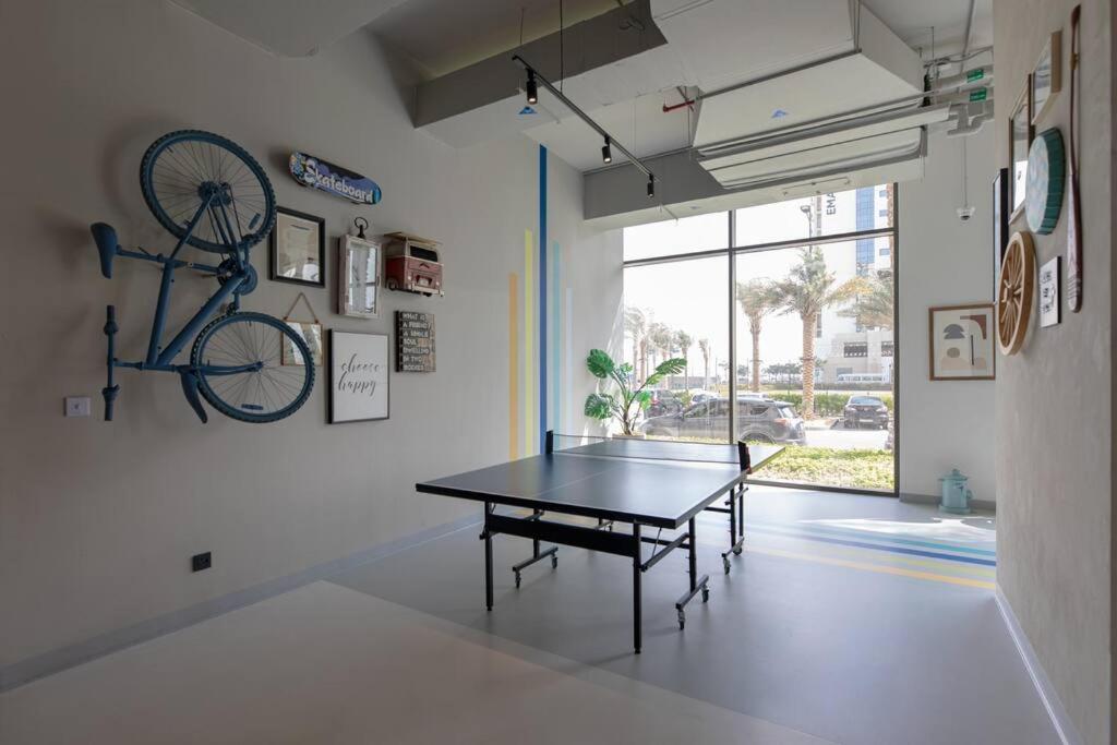 Brand New 1br With A Pool, Gym & Games Area Apartment Dubai