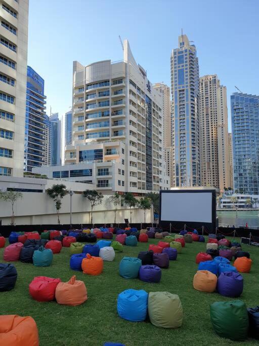 Apartment New!! Marina View - Recently Renovated