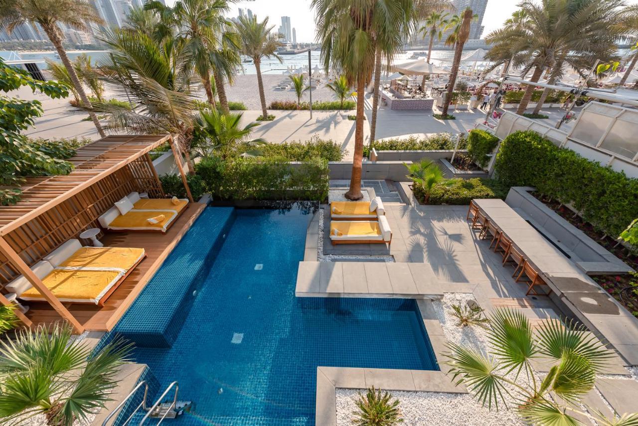 Villa Five Palm Luxury Villa: Beachfront Retreat With Private Pool And Panoramic Views Dubai